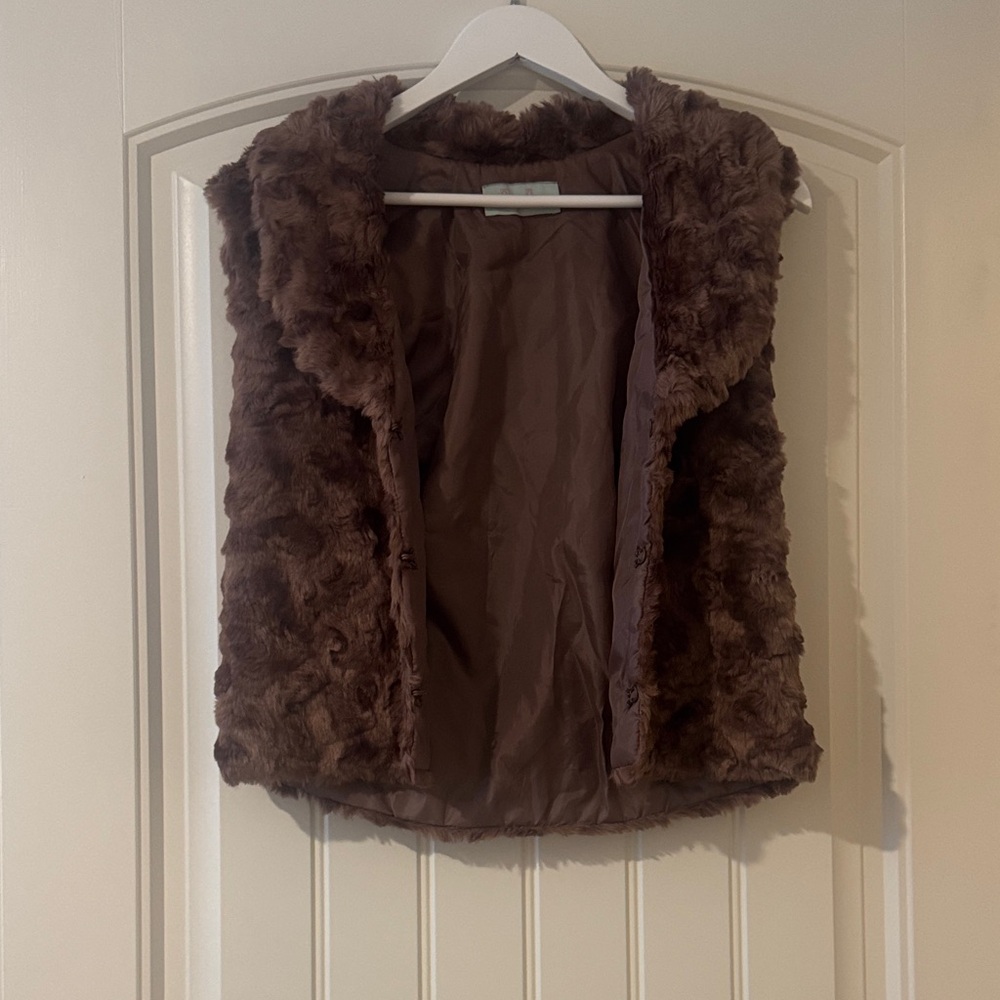 Faux Fur Sleeveless Vest - Brown
